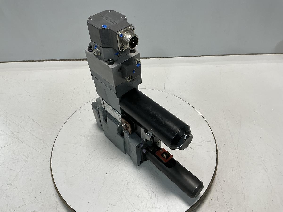 Used REXROTH 4WS2EM10-45/5B2ET315K8BM