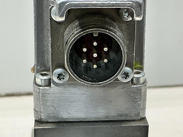 Used BOSCH 0 811 404 615