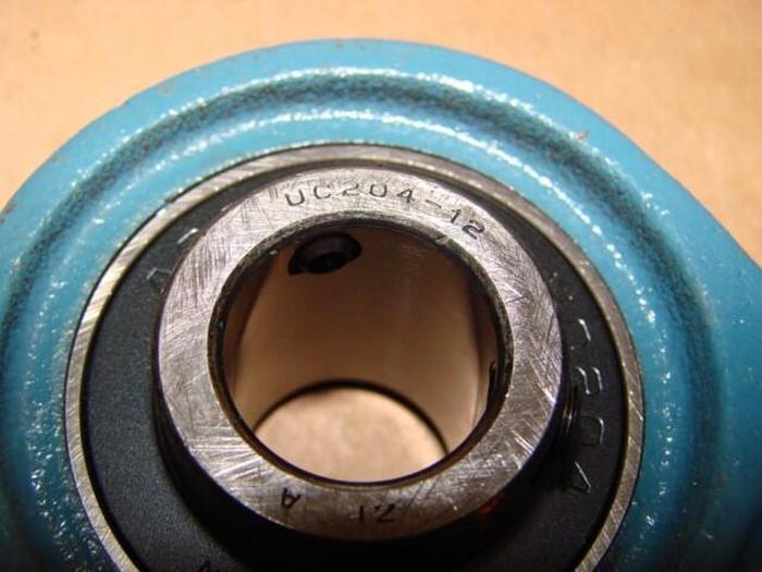 AMI BEARINGS Pillow Block Bearing UCP204-12 #21811