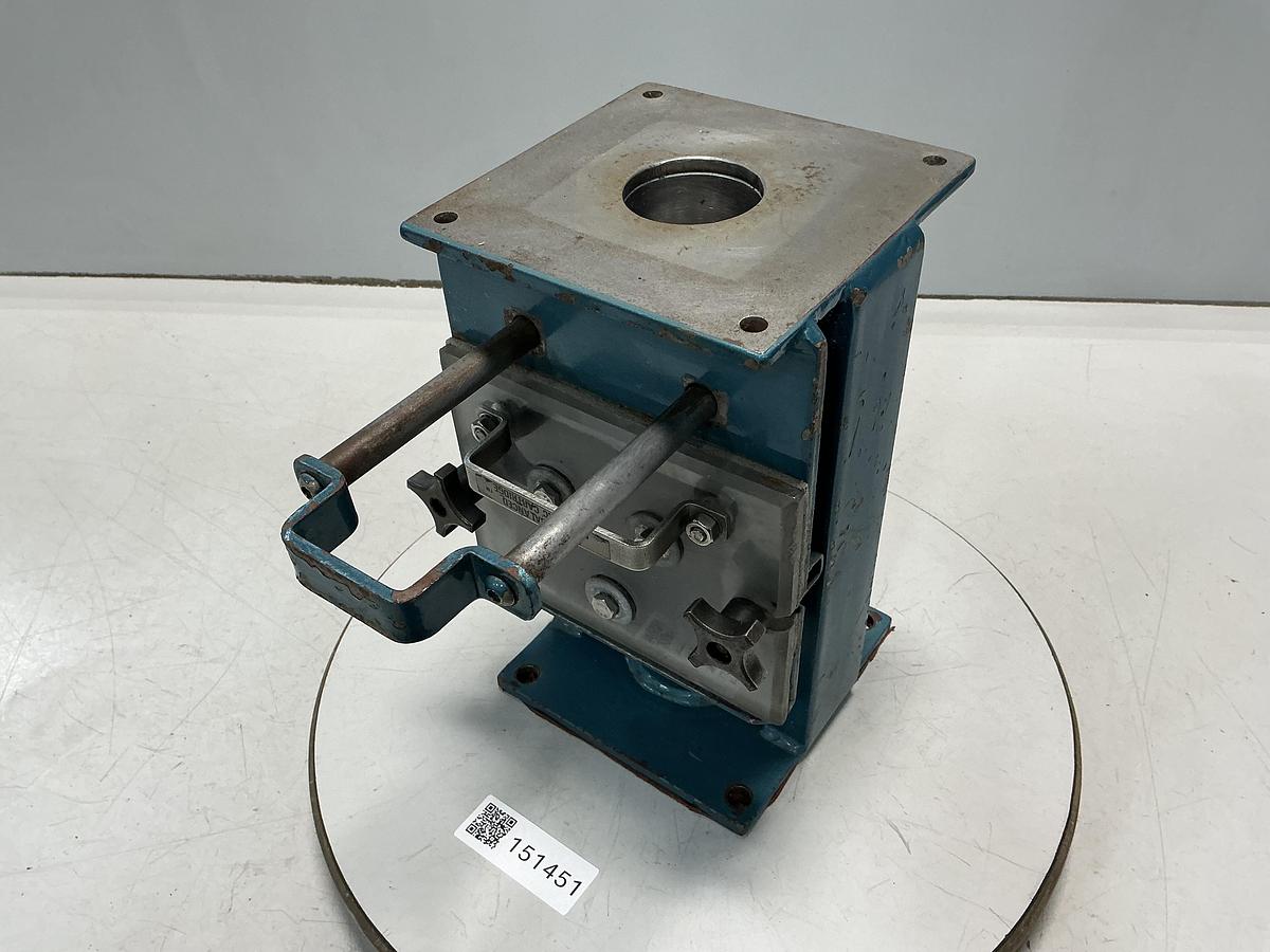 Used METAL FABRICATOR NO MODEL / NO TAG