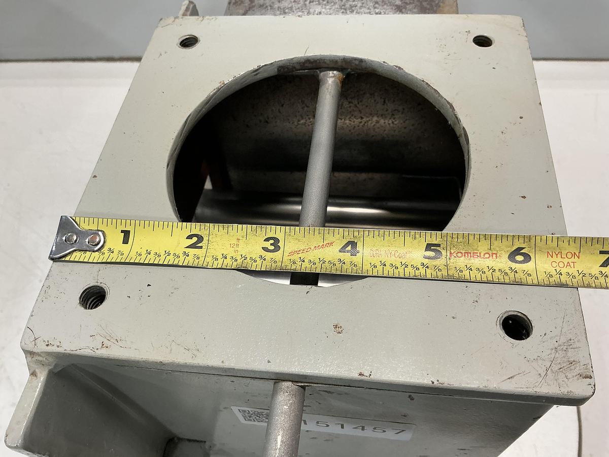 Used METAL FABRICATOR NO MODEL / NO TAG