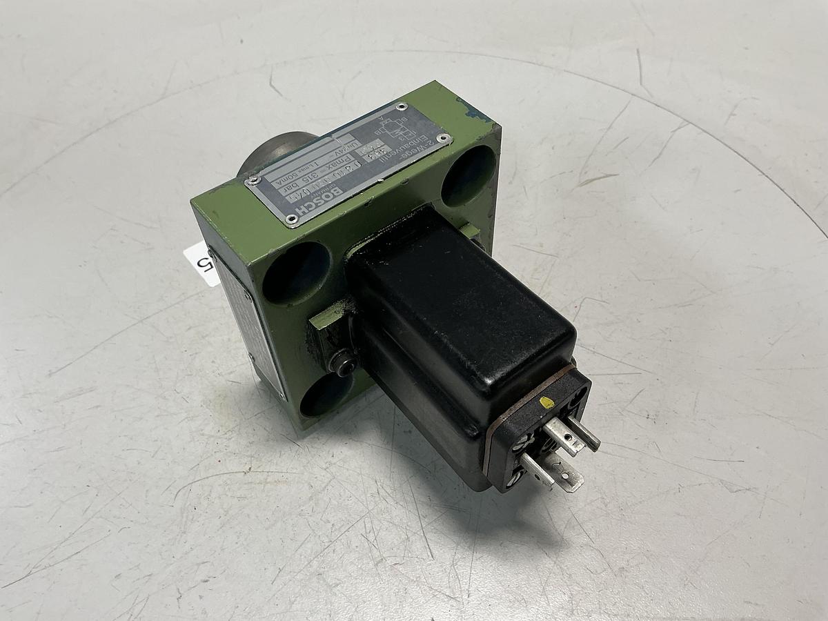 Used BOSCH 0 810 060 045