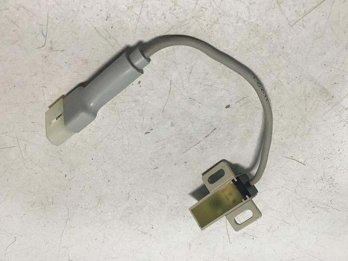 Used FUJI ELECTRIC Proximity Switch PE-B4D3 #128360