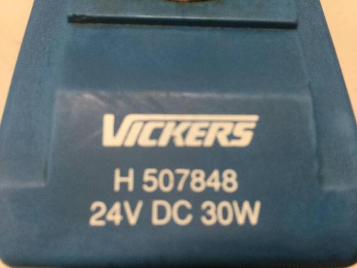 Used VICKERS Pilot Valve Model DG4V36CMUH760 #99514