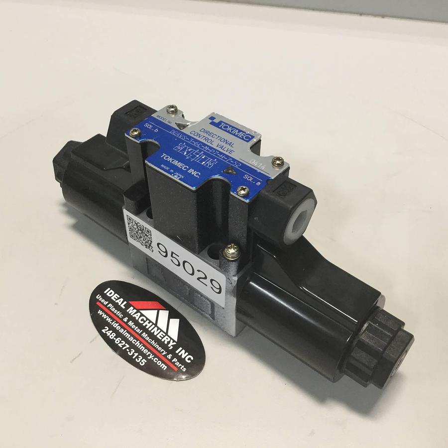Used TOKIMEC Directional Control Valve DG4V-3-6C-M-P7-H-7-52 USED