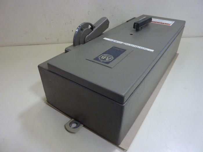 Used ALLEN BRADLEY Combination Starter Size 1 712-BJB2421 SER N #61969