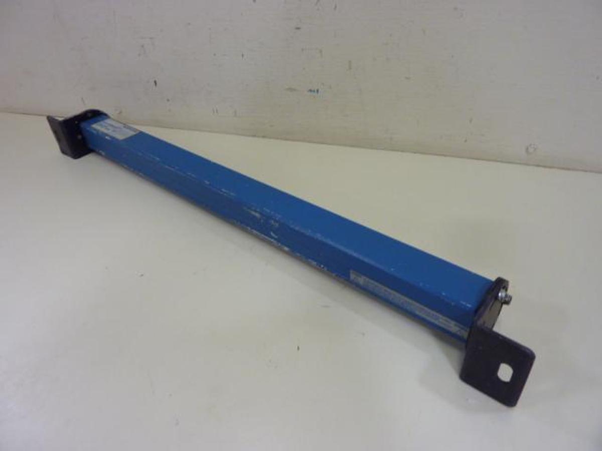 Used PINNACLE SYSTEMS INC Light Curtain Receiver MG-20-OF-AU USED