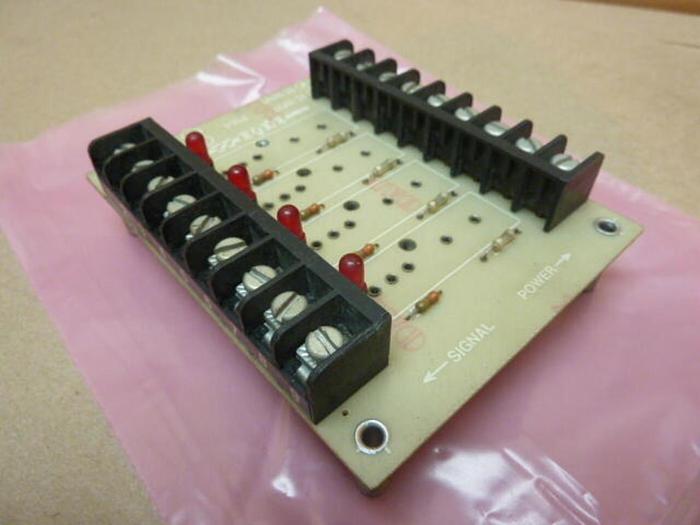 Used OPTO 22 4 Channel Output Module PB4 #37758