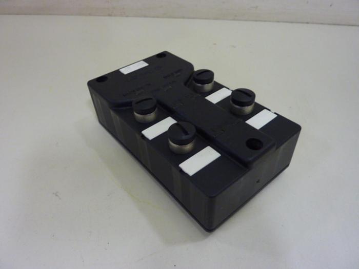 Used ALLEN BRADLEY I/O Module 1792D-0B4D SER B #55072