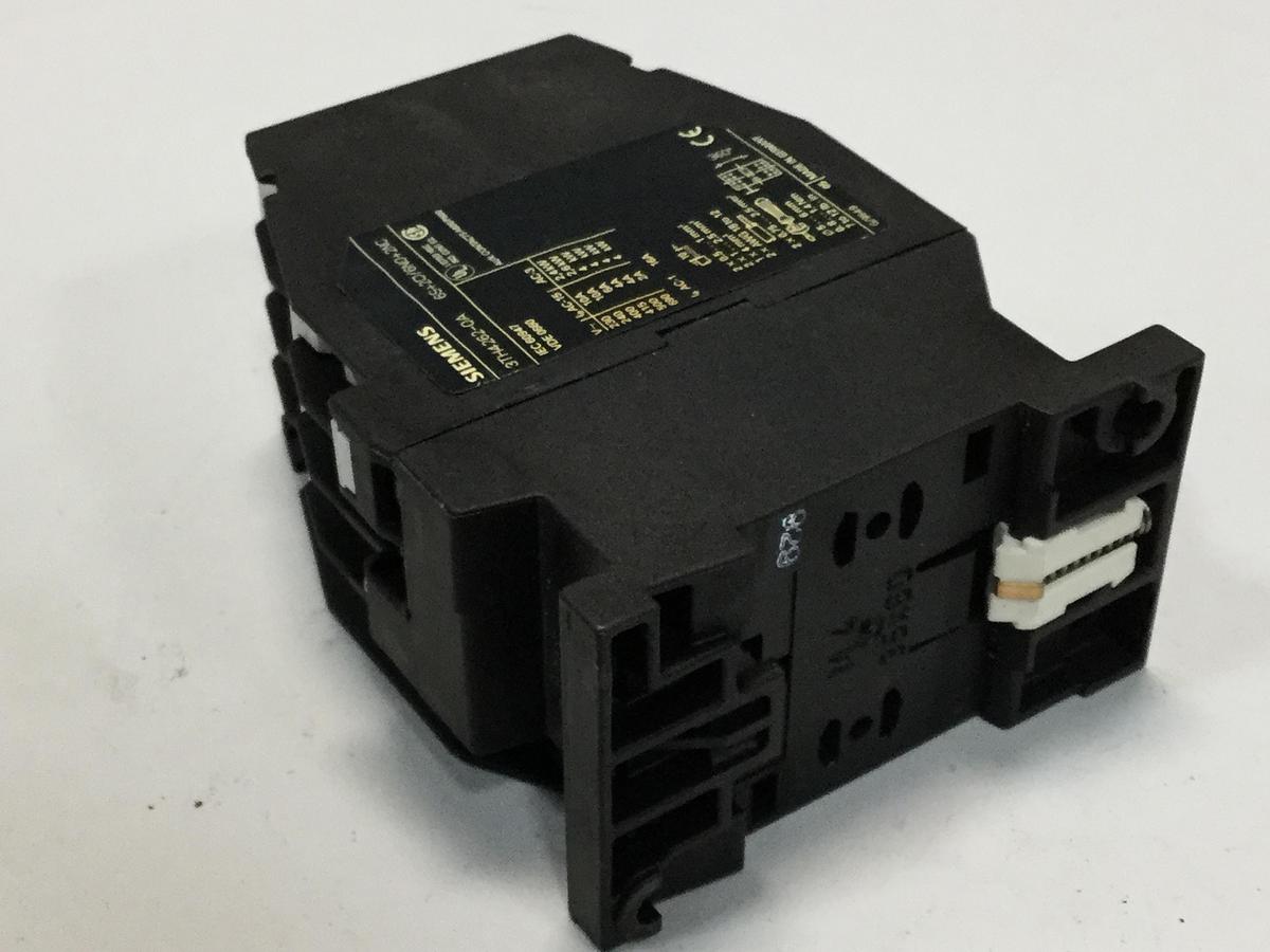 Used SIEMENS Contactor Relay 3TH4262-0A USED