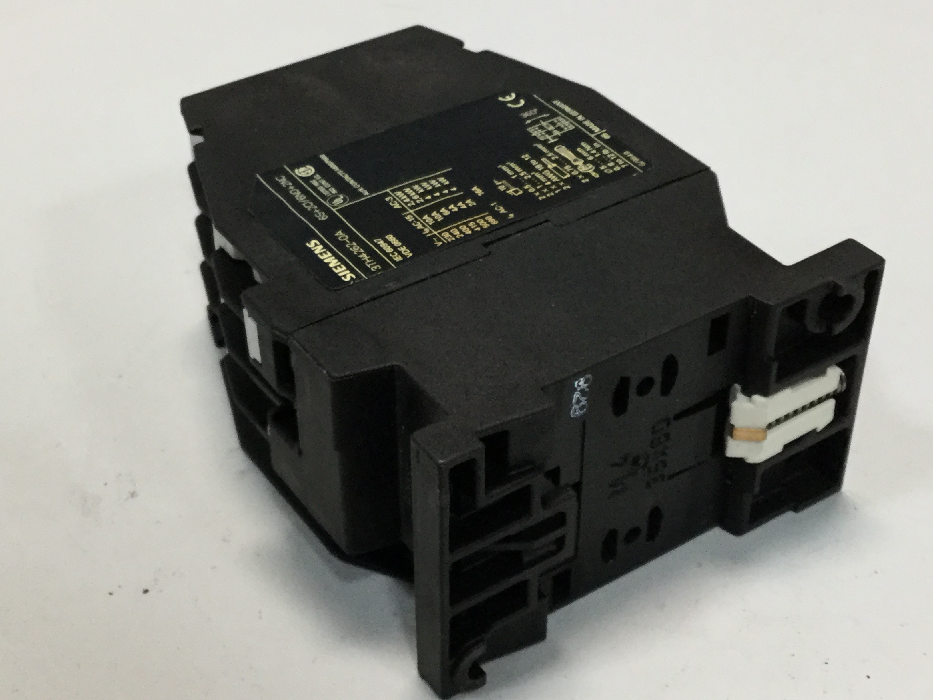 Used SIEMENS Contactor Relay 3TH4262-0A USED