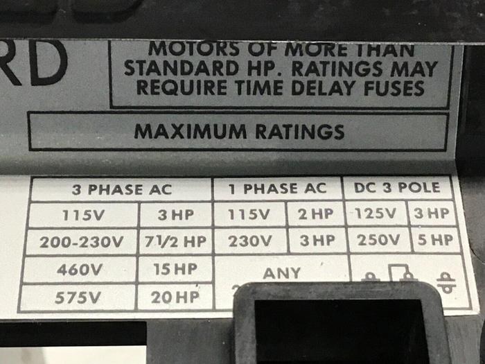 Used ALLEN BRADLEY 30 Amp Disconnect Switch 1494V-DS30 SER A #126256