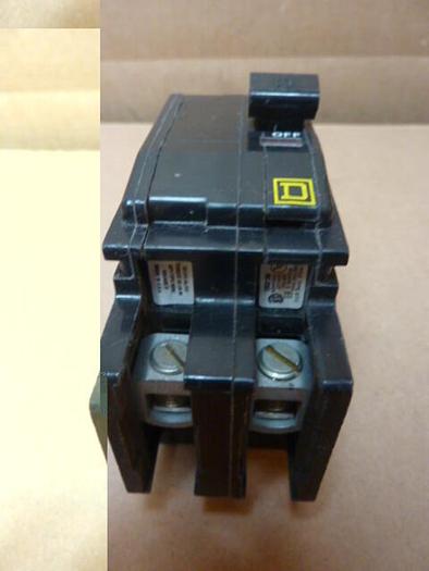 Used SQUARE D 10 Amp Circuit Breaker QOU210 #46141