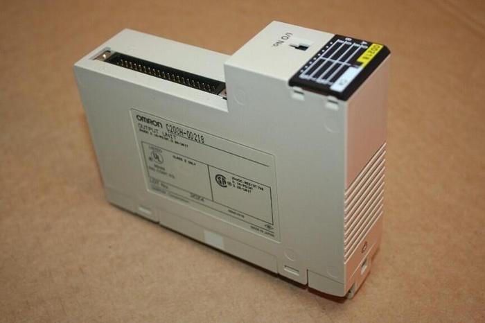 Used OMRON Output Module C200H-0D218 #20874
