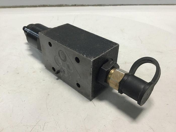 Used VICKERS Pressure Reducing Valve DGMX2-3-PP-CW-S-40 USED