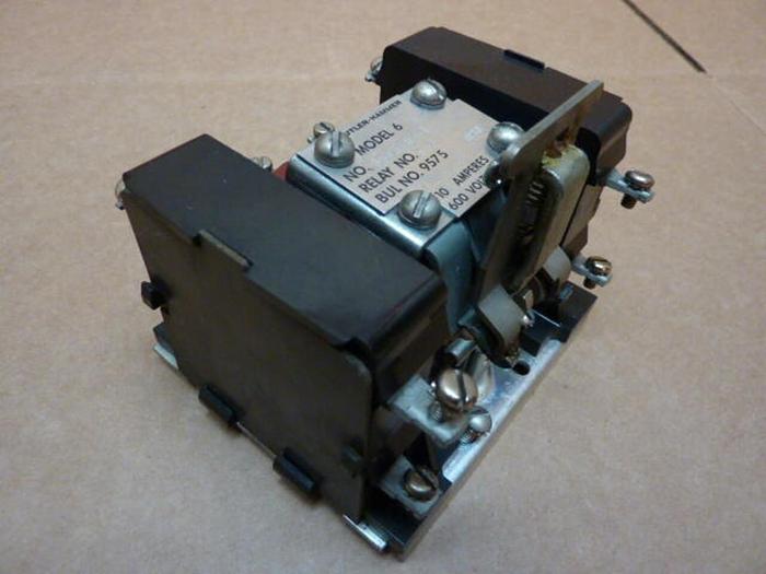 Used CUTLER HAMMER Motor Starter 9575ED4-1 #27808