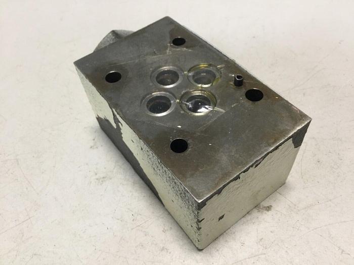 Used VICKERS Check Valve DGMDC 3 Y PK 41 #104509