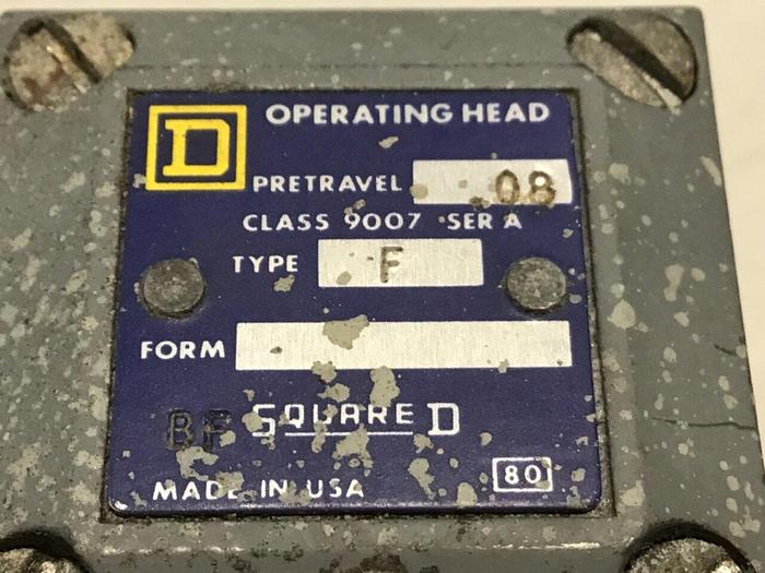 Used SQUARE D Limit Switch 9007-C62F #122105