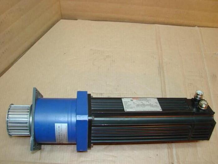 Used ELWOOD CORPORATION 2.76 HP Servo Motor M444-HYN0-050Y-3C Used