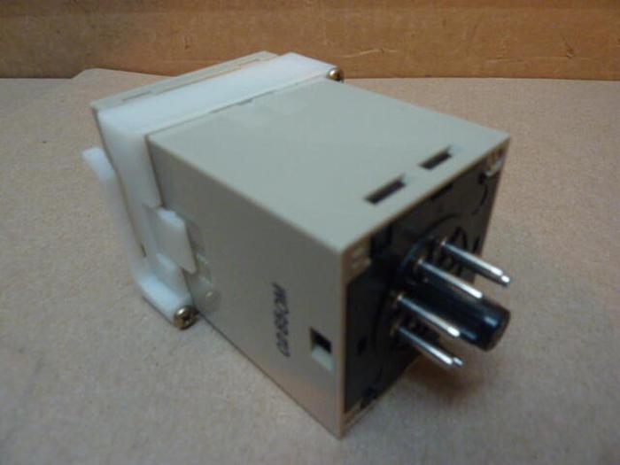 Used OMRON Timer H3BF-8 #36483