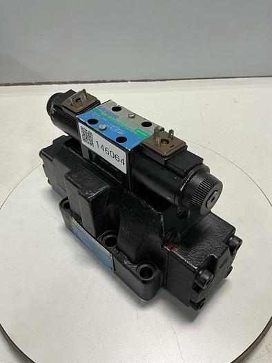 Used VICKERS DG4V-3S-6C-M-U-HL7-60-EN490