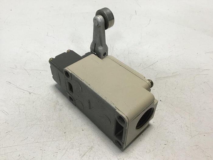 Used OMRON Limit Switch WLH2 #121903