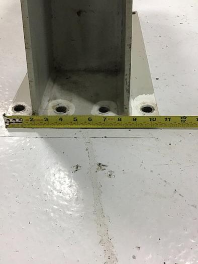 Used GENERIC Robot Stand 21X10 ROBOT STAND #139038