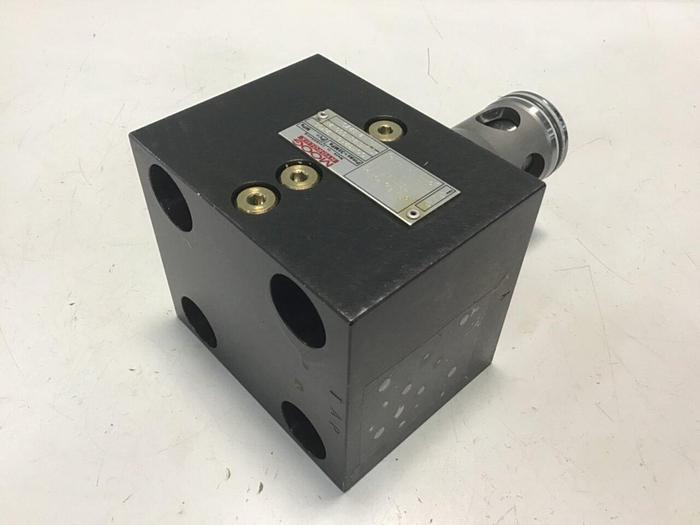 Used MOOG Valve CCE32A6RH2X06 #124465