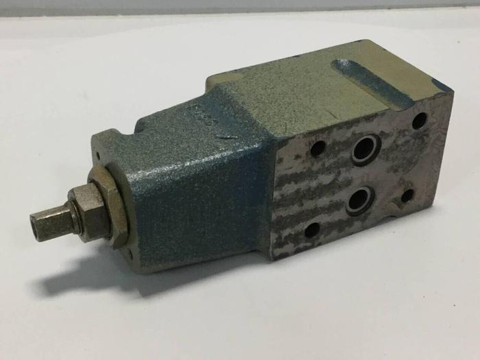 Used BOSCH Valve 0 811 104 102 #5815
