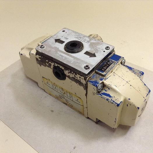 Used VICKERS Valve DG4S-5-3C-W-B-11 #77575