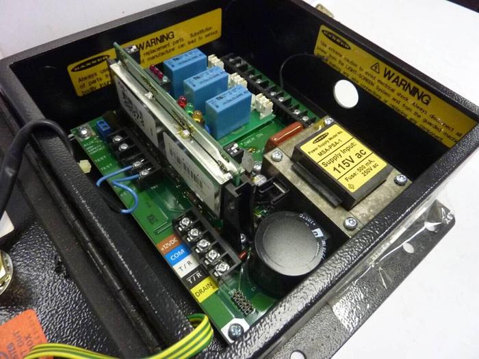 Used BANNER ENGINEERING Light Curtain Control Box MSCA-1 #8918