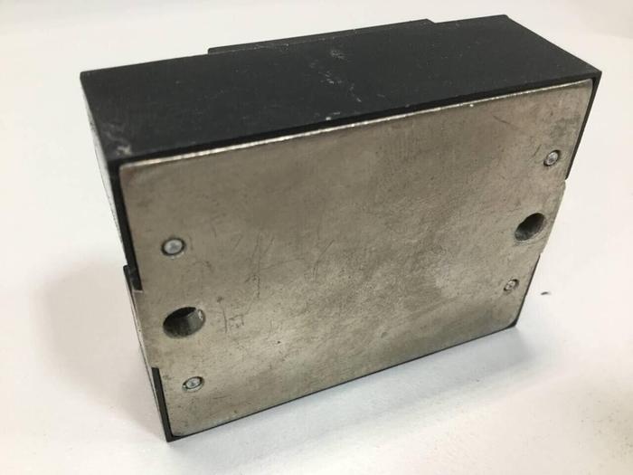 Used CRYDOM Solid State Relay D4840 #98081