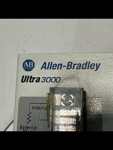 Used ALLEN BRADLEY 2098-DSD-075-SE