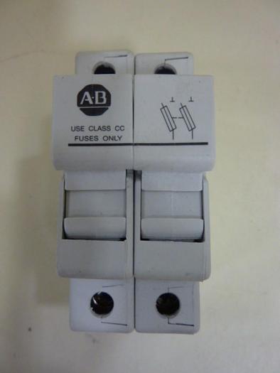 Used ALLEN BRADLEY 30 Amp Fuse Block Holder 1492-FB2C30 SER A #64214