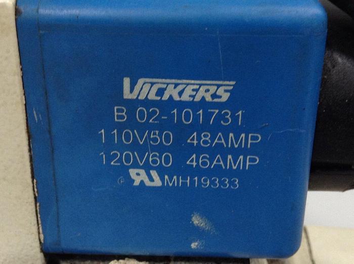 Used VICKERS Directional Control Valve DG5S86AMFWB530 #90116