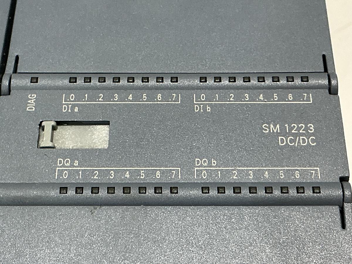 Used SIEMENS CPU 1214C