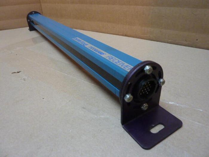 Used PINNACLE SYSTEMS INC Microguard Receiver DR-20-0F-AU #30933