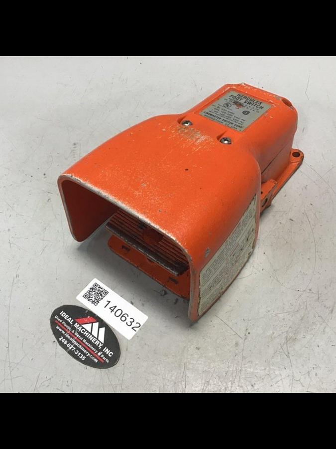 Used LINEMASTER Hercules Foot Switch 532-SWH USED