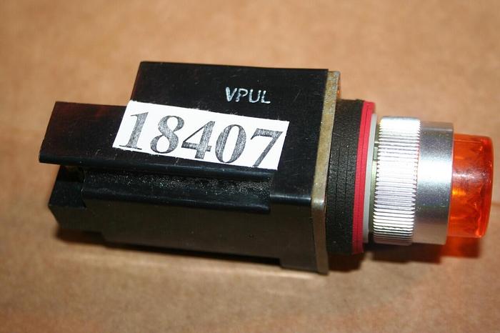 Used ALLEN BRADLEY Indicator Light 800MR-Q24S AMBER #21030
