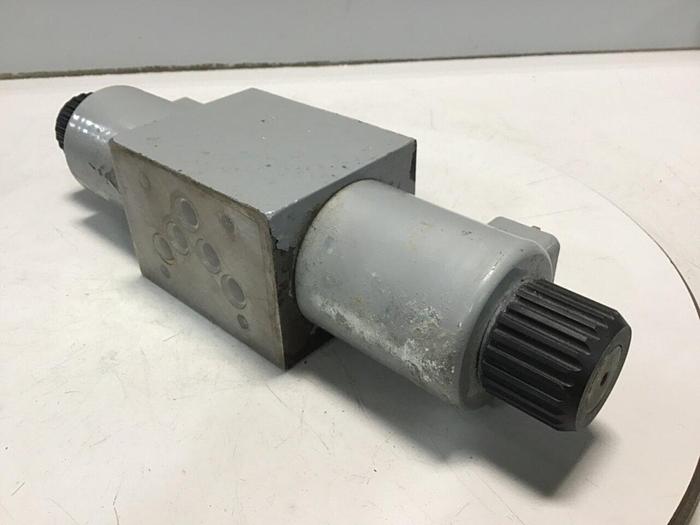 Used BOSCH Valve 081WV10P1V1001WS024/00D51 Used