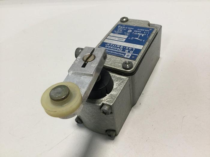 Used TELEMECANIQUE Lox-Switch C2JK05 #110617
