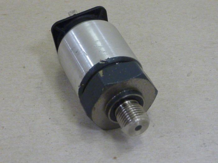 Used BOSCH Pressure Sensor 0 811 405 514 #47253