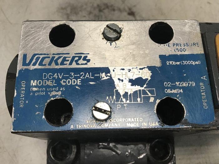 Used VICKERS Valves DG4V-3-2AL-M-U-HL7-60 Used #143798