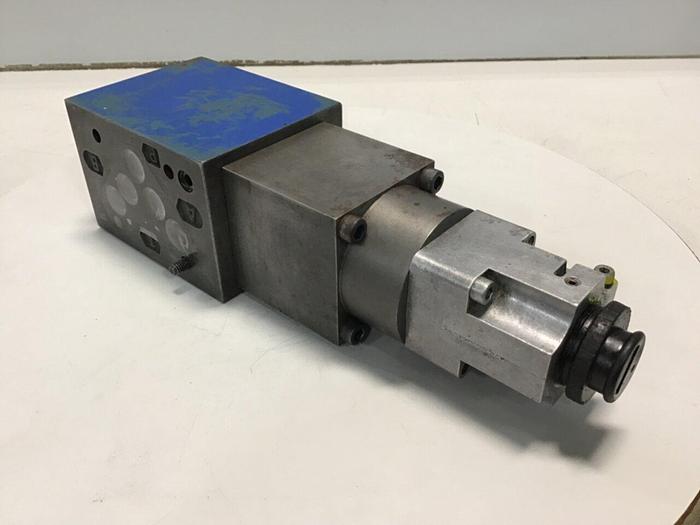 Used BOSCH Valve 0 811 300 053 #144605