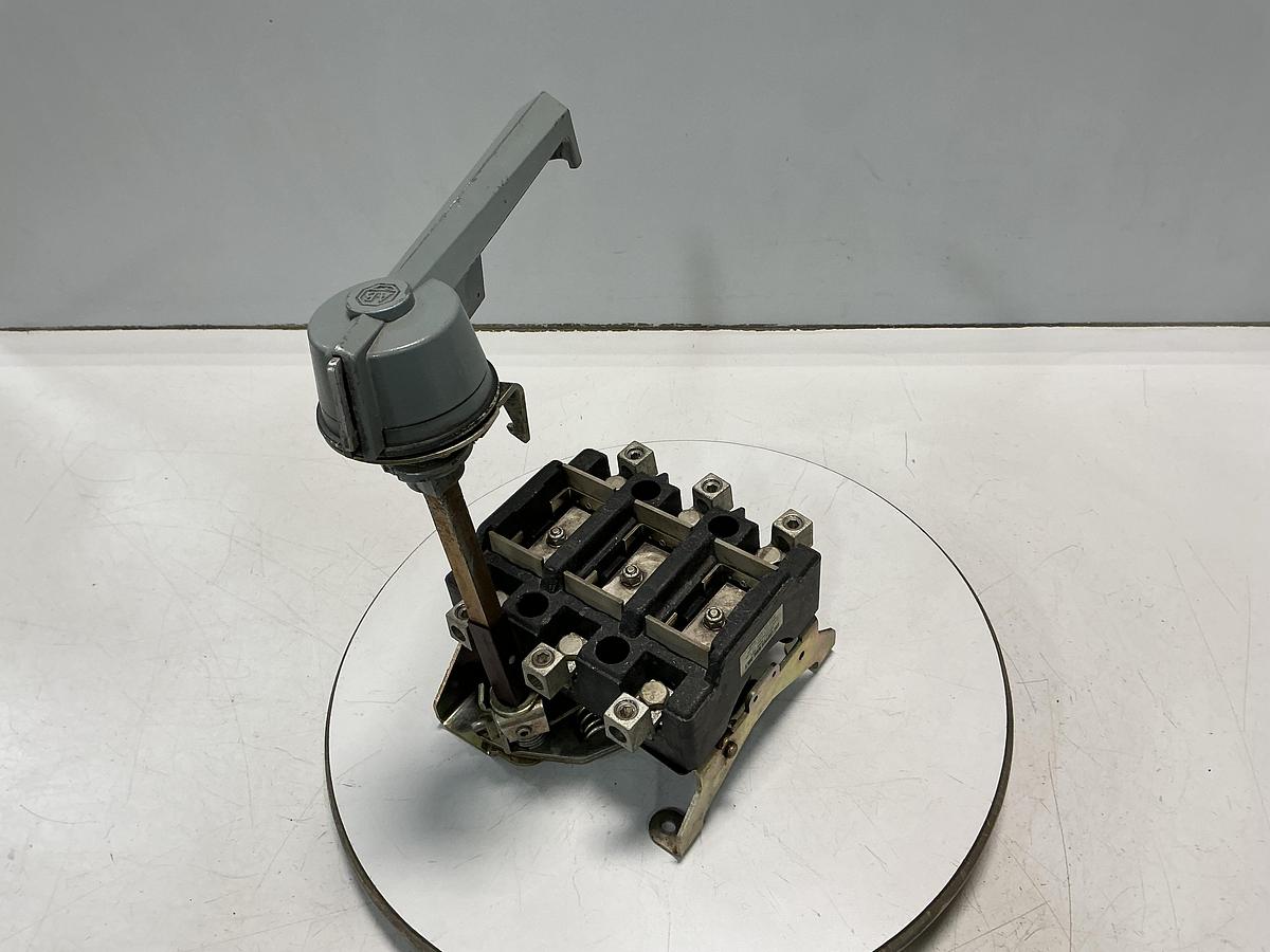Used ALLEN BRADLEY 1494R-N100