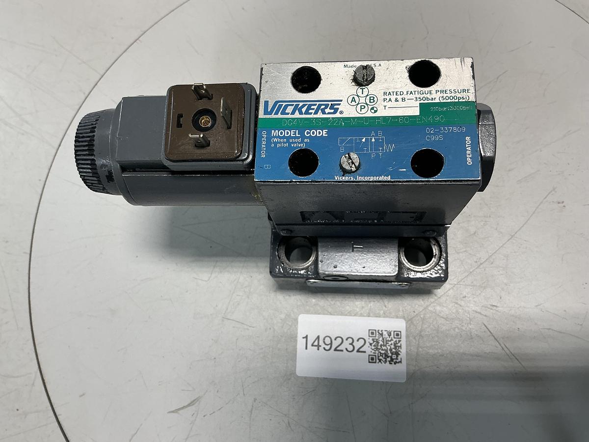 Used VICKERS DG4V-3S-22A-M-U-HL7-60-EN490