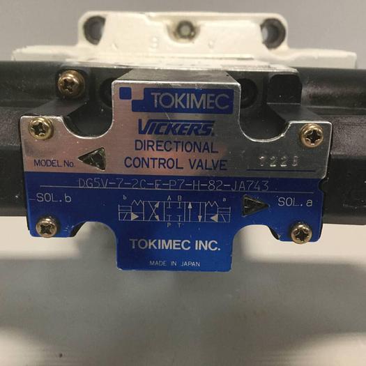 Used TOKIMEC VICKERS Valve DG5V-7-2C-E-P7-H-82-JA743 #95283