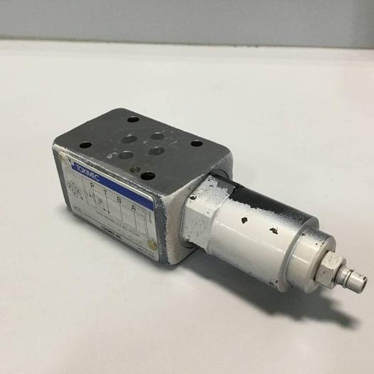 Used TOKIMEC Valve TGMX2-3-PP-CW-G-50 #94731