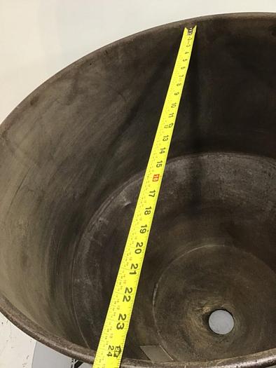 Used GENERIC Hopper 24X24 HOP #134584