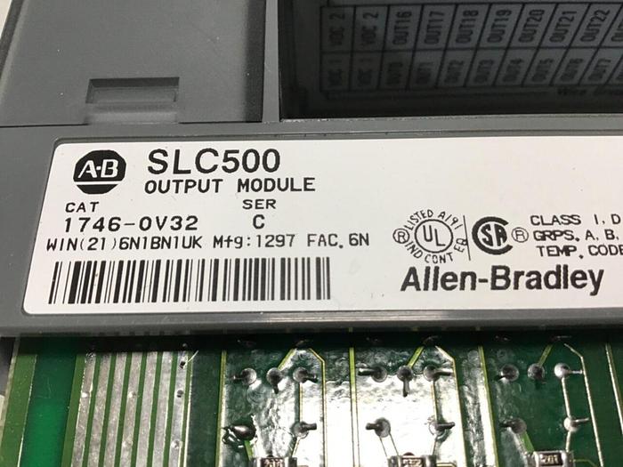 Used ALLEN BRADLEY Output Module 1746-OV32 SER C #122926